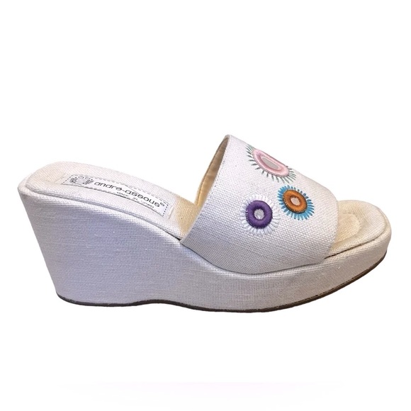 Andre Assous made in Spain sandals size 8 - 3.5 inch heel wedge slip on - Picture 6 of 8